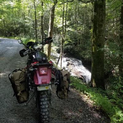 GCAG Acmemoto2 sling on a KLR 650